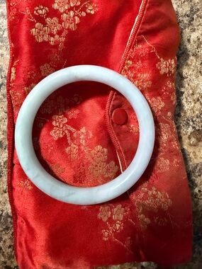 White Jade Bangle Bracelet - Smooth Round Ring